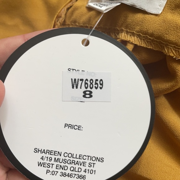 NWT Golden Romper with Wrap front detailing - Picture 12 of 12